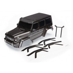 Mercedes G500 TRX-4 Painted Body Black complete with accessories